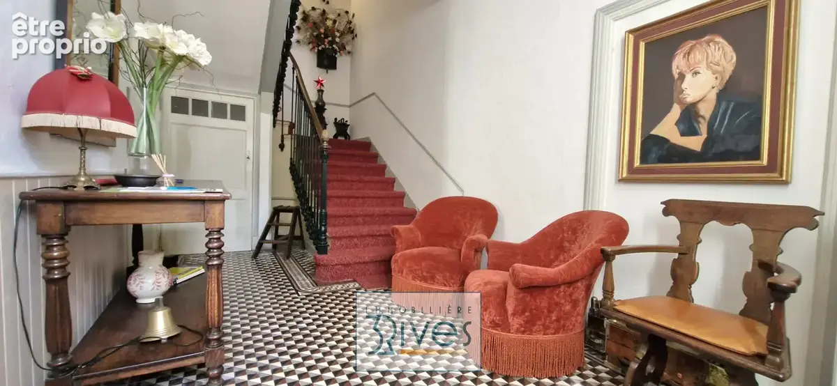 Maison de ville avec un local commercial - photo 2