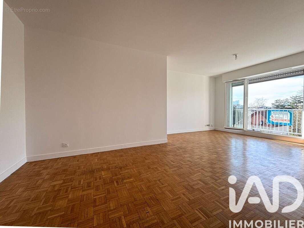 Photo 2 - Appartement à LA GARENNE-COLOMBES