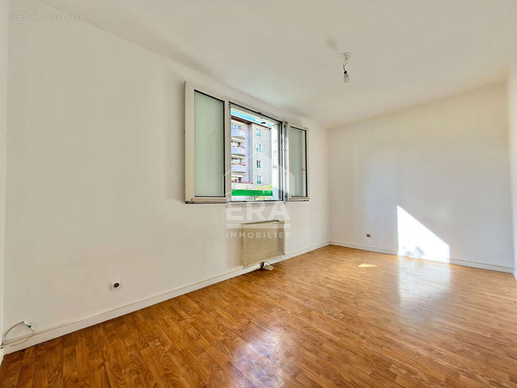 Appartement 77m² à villeurbanne - photo 3