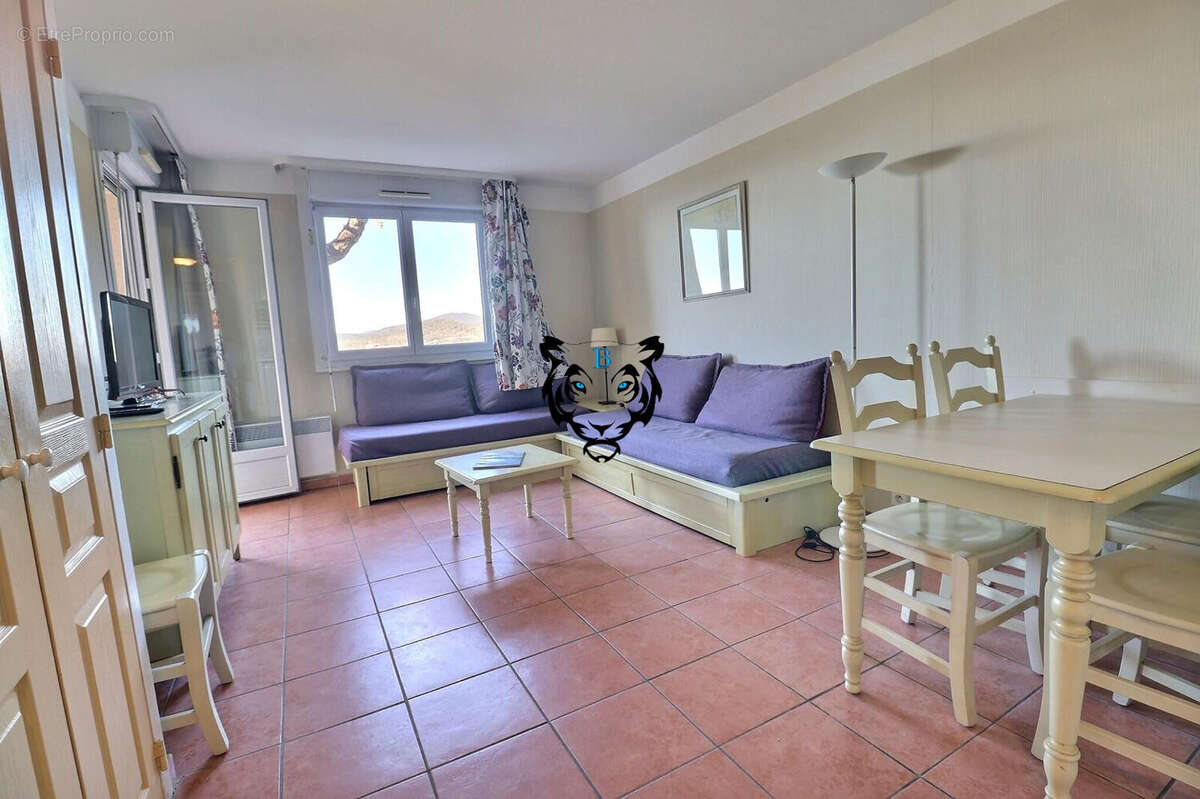 Appartement à LES ISSAMBRES