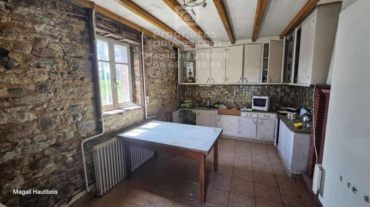 Maison à LE VAL-SAINT-PERE
