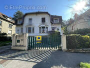 Maison à LONS-LE-SAUNIER