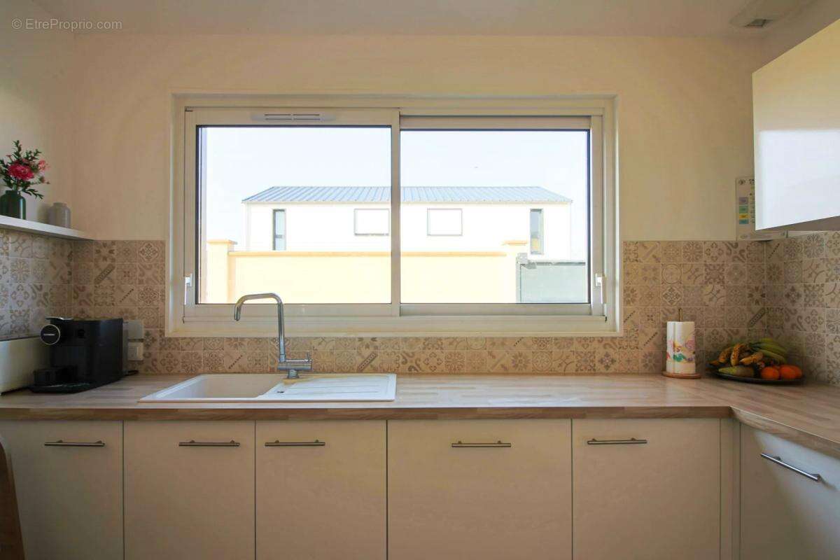 Maison à VAUX-LE-PENIL