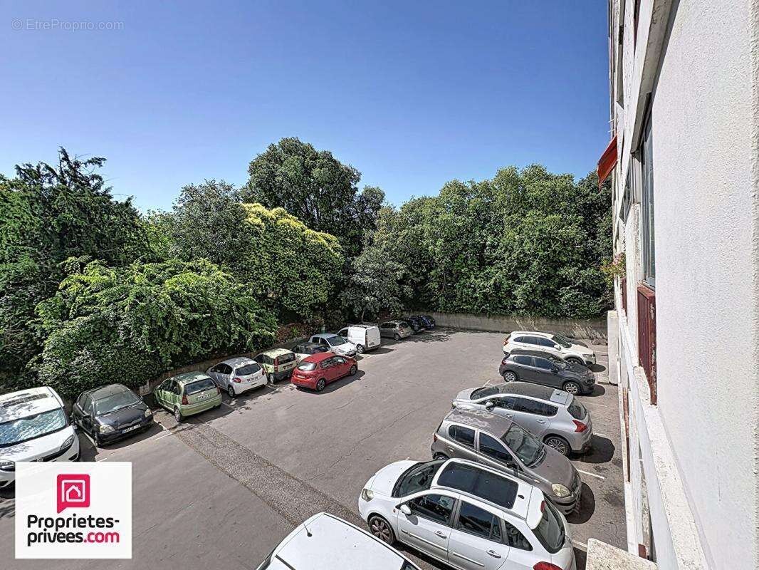 Marseille Appartement T4 st tronc balcons cave et stationnement - photo 18