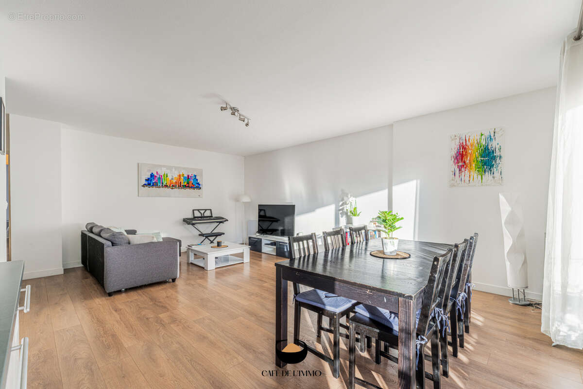 Appartement à MARSEILLE-8E