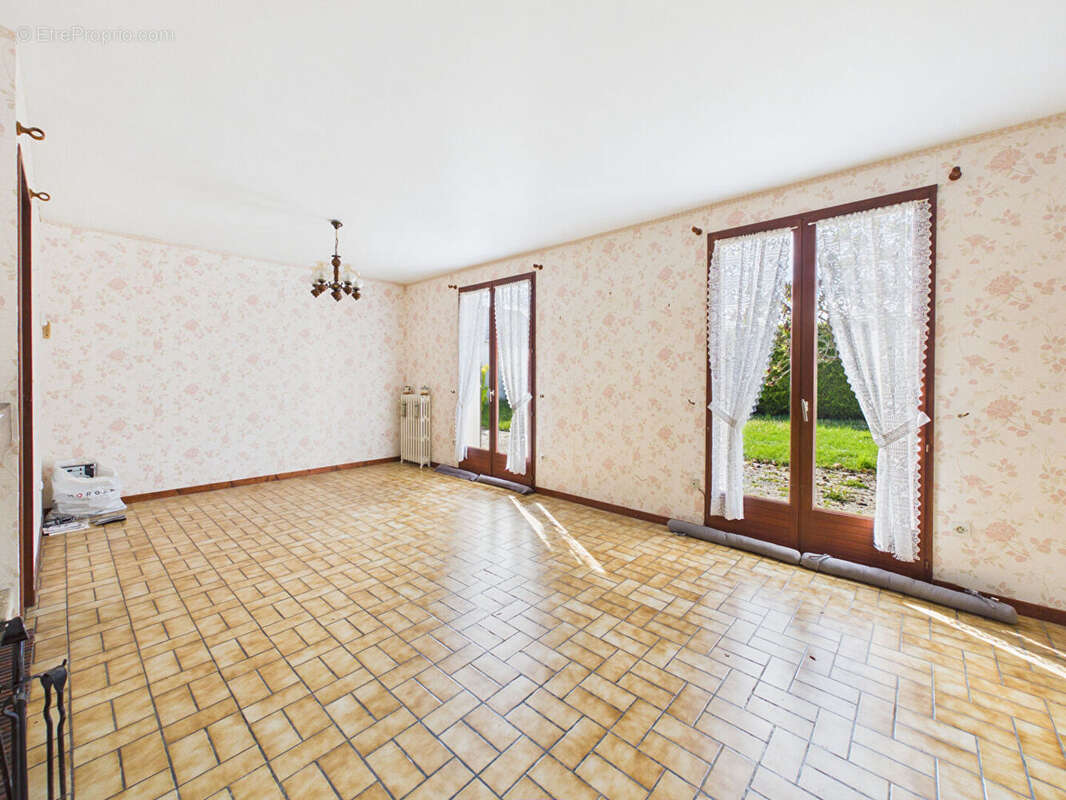 Maison à NOGENT-LE-ROI