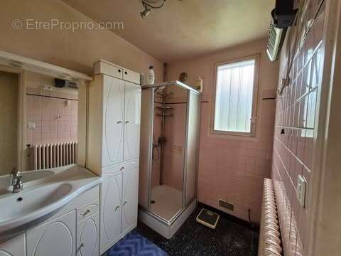 Maison à MEHUN-SUR-YEVRE