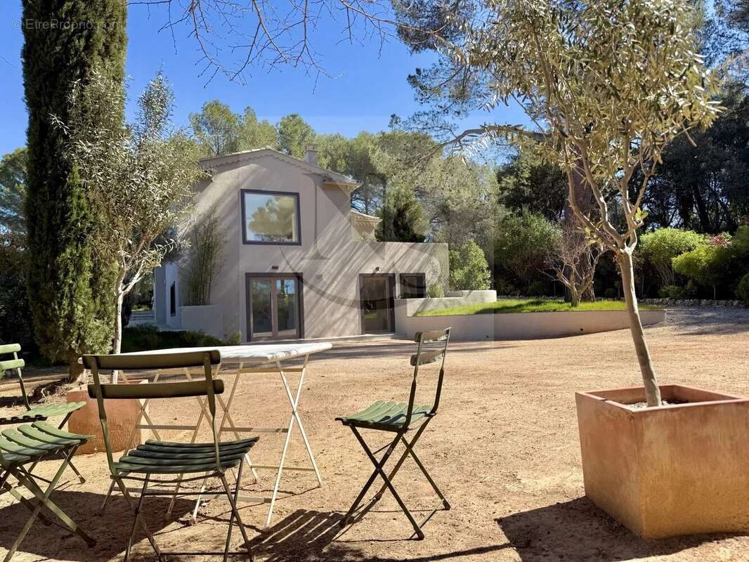 Maison à AIX-EN-PROVENCE