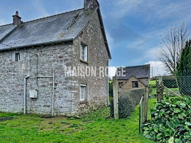 Maison à PLOUASNE