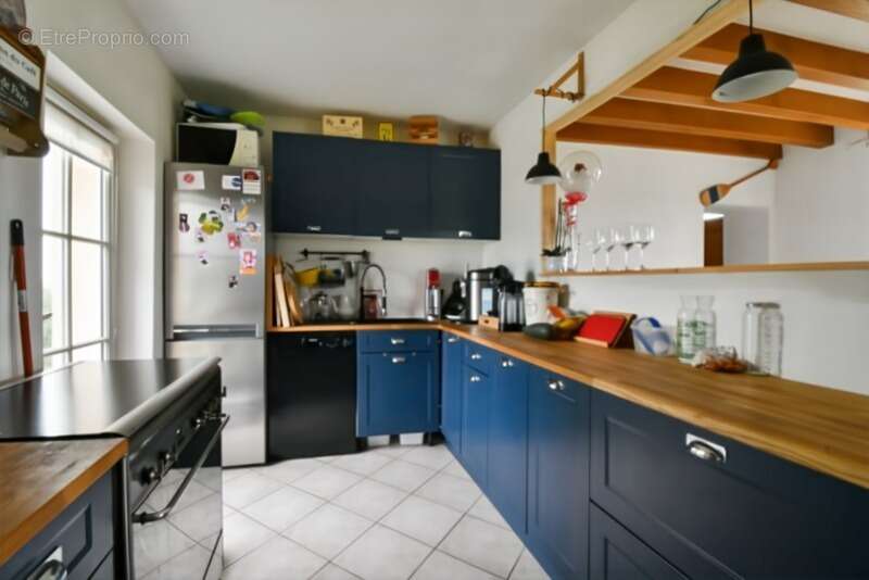 Maison à VALLON-EN-SULLY