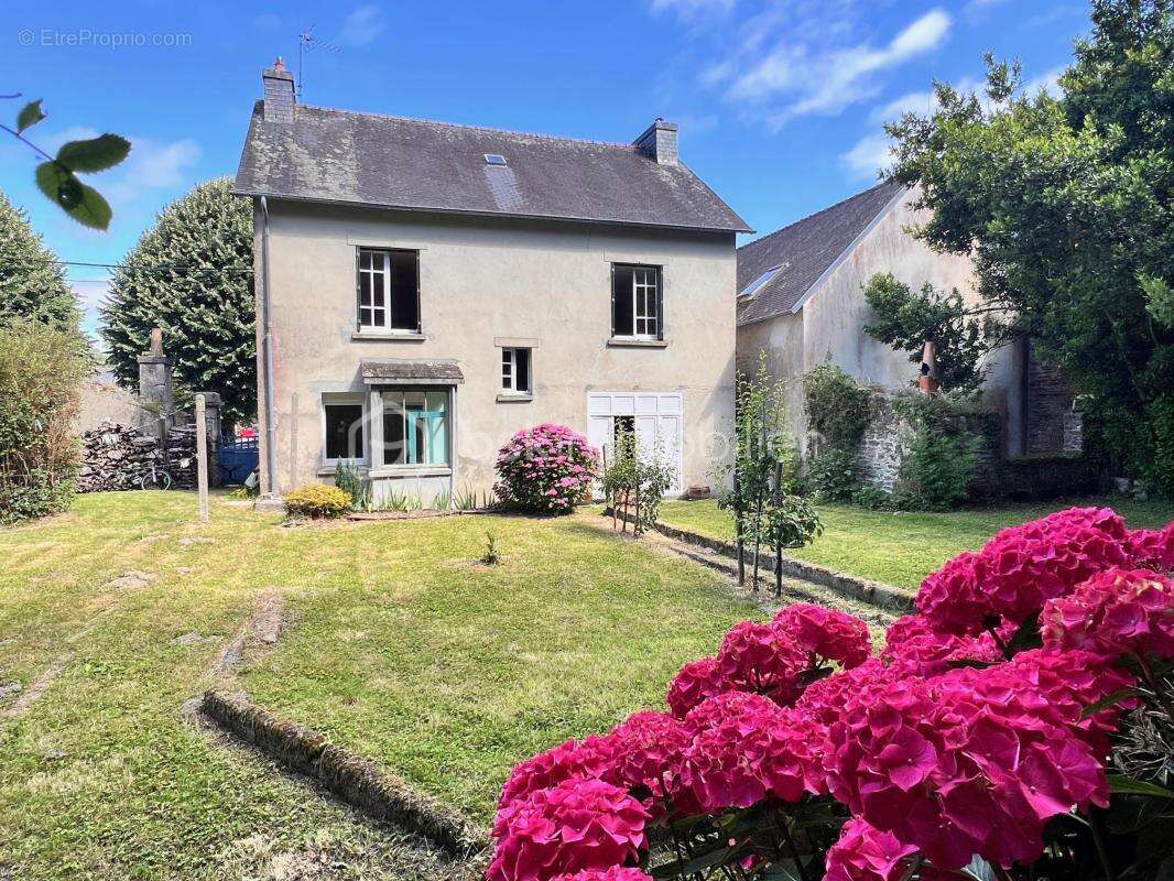 Maison familiale au centre de Châteaulin - photo 2
