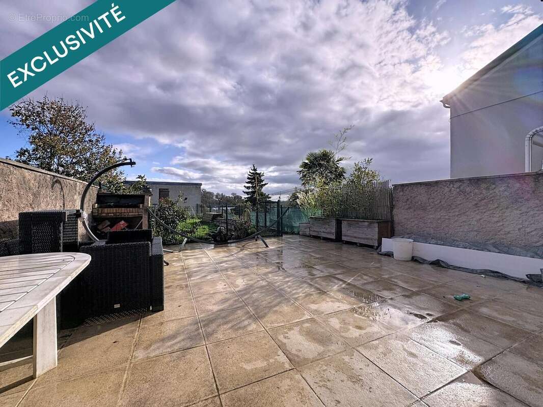 Photo 3 - Maison à VIGNY