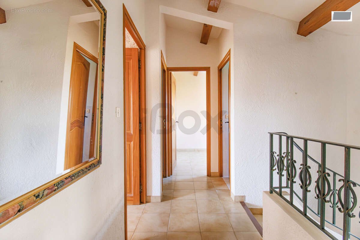 Maison à SIX-FOURS-LES-PLAGES