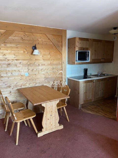Appartement à LE CHATEL