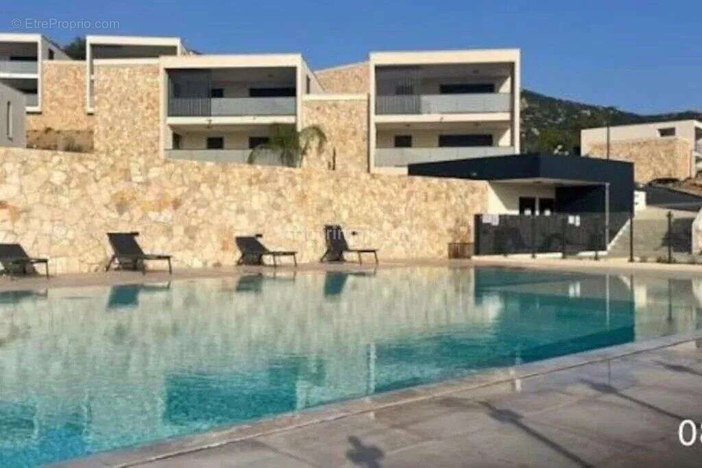 Appartement à CALVI