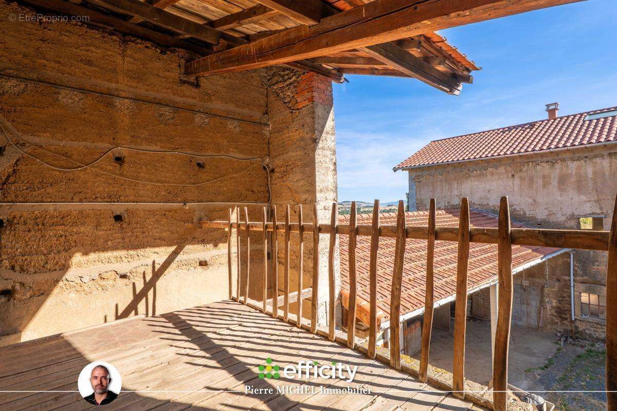 Maison 4 pièces 113 m² à vendre à Chevinay (69210) - photo 21
