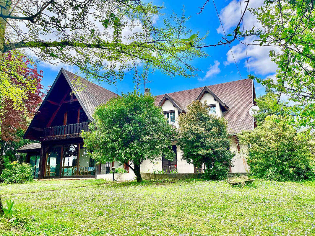 Maison à BOURGOIN-JALLIEU