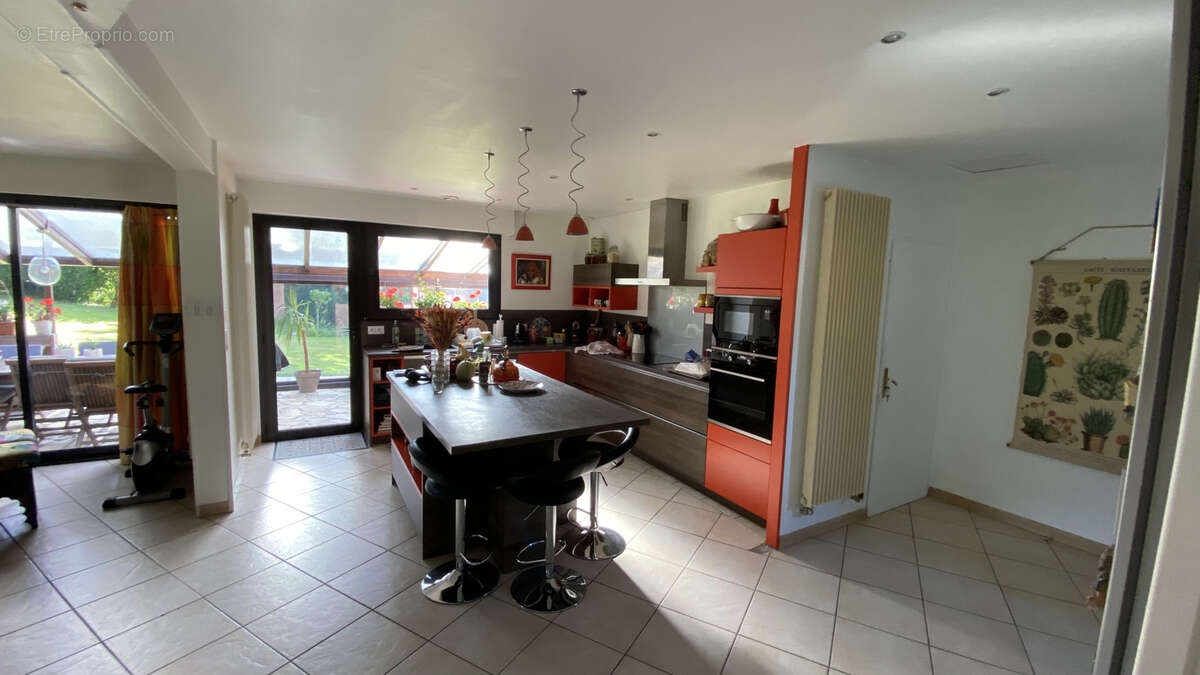 Maison à LES HERBIERS