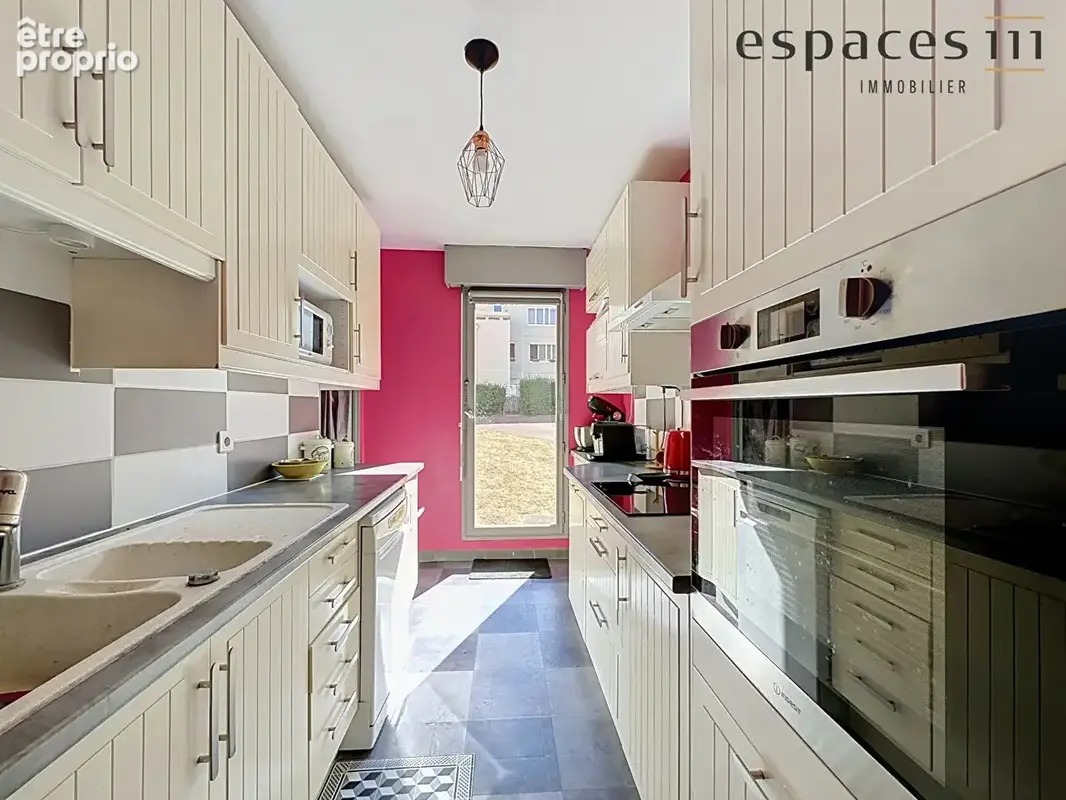 Appartement Trappes 3 pièce(s) 62.29 m2 - photo 2