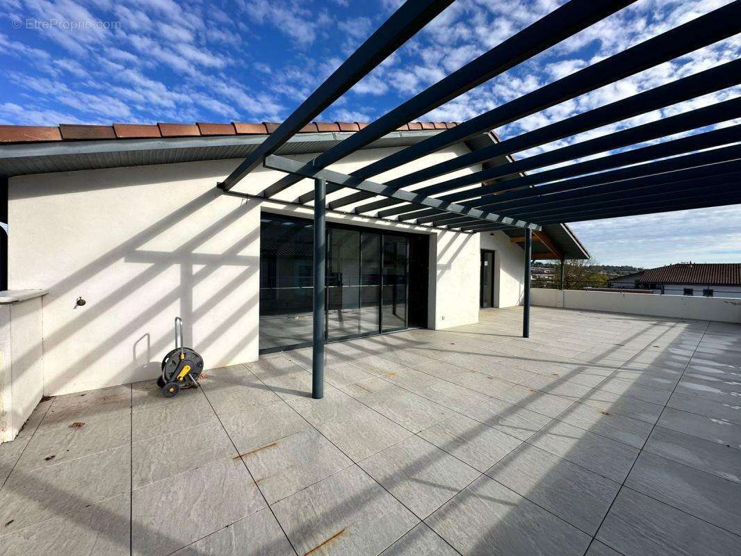 Appartement à QUINT-FONSEGRIVES