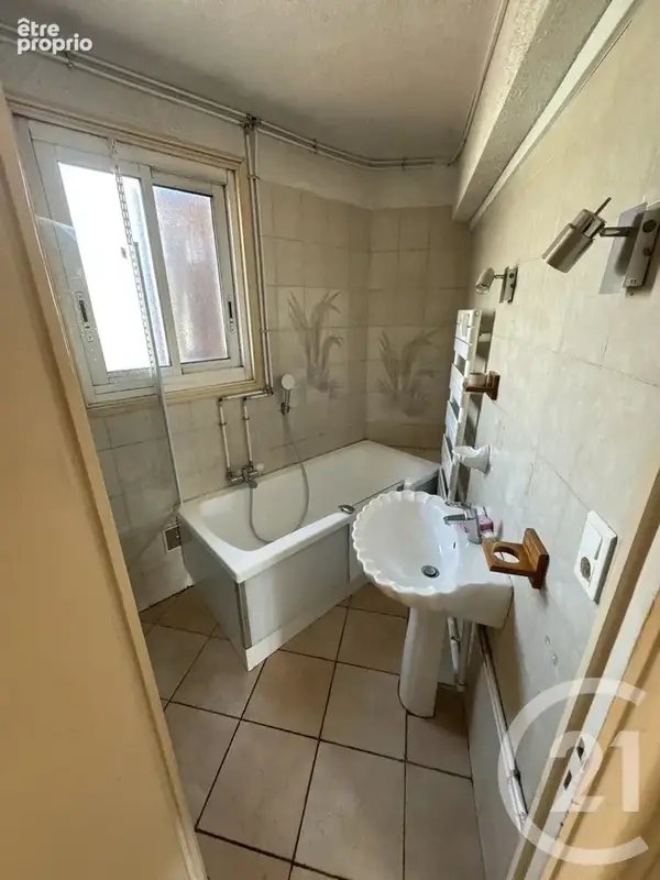 Appartement 2 pièces 41 m² à vendre à Nice (06300) - photo 5