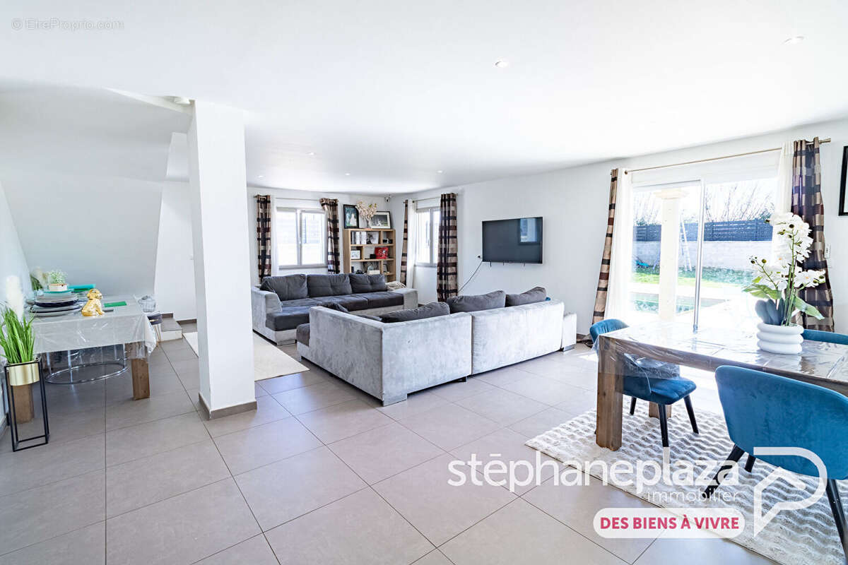 Maison à SAINT-JUST