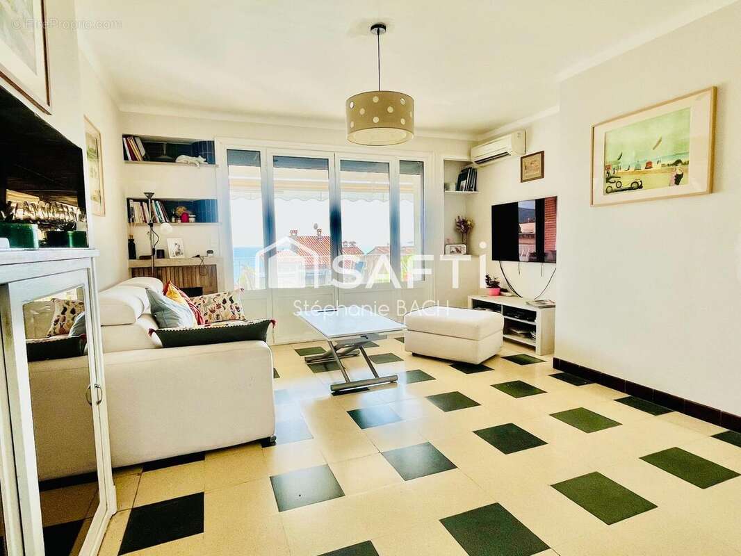 Photo 2 - Appartement à SAINT-CYR-SUR-MER