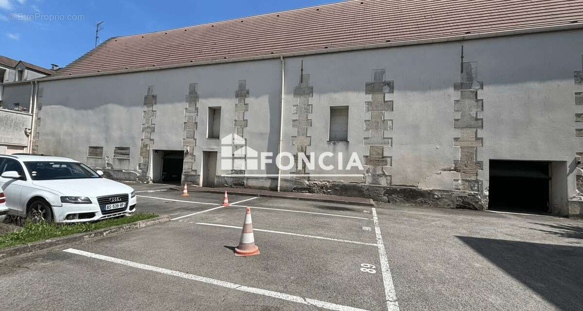 Parking à ARNOUVILLE-LES-GONESSE