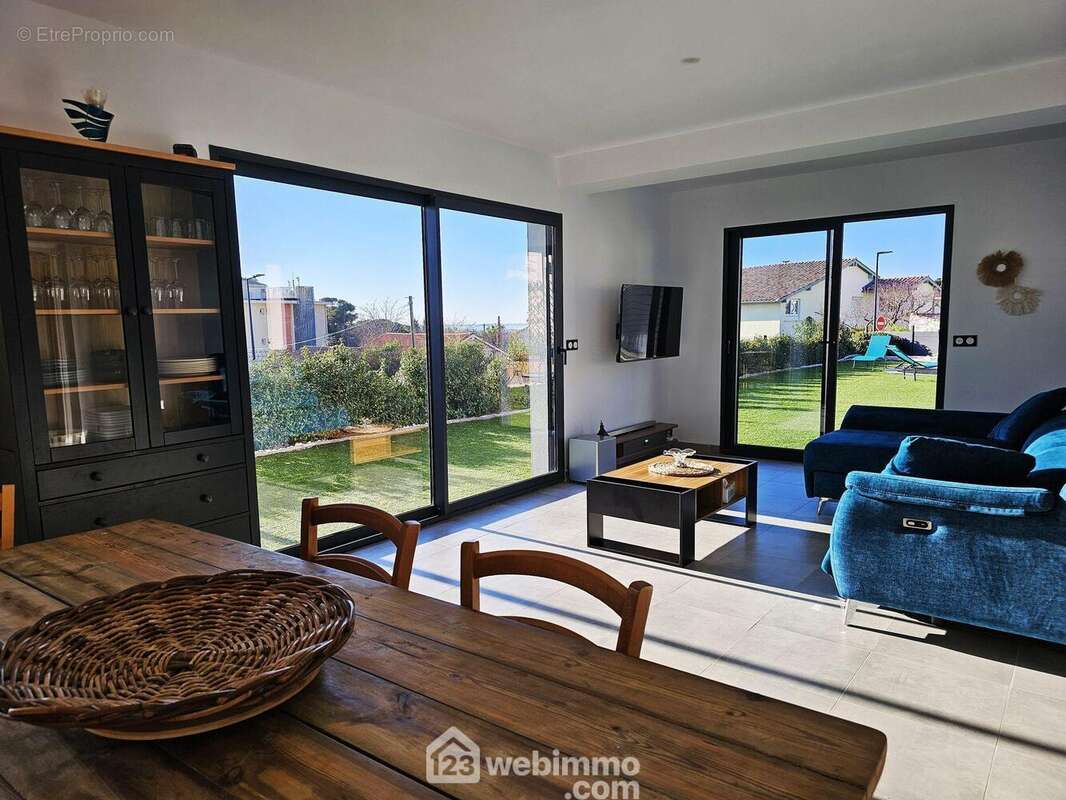 Séjour - Maison à SETE