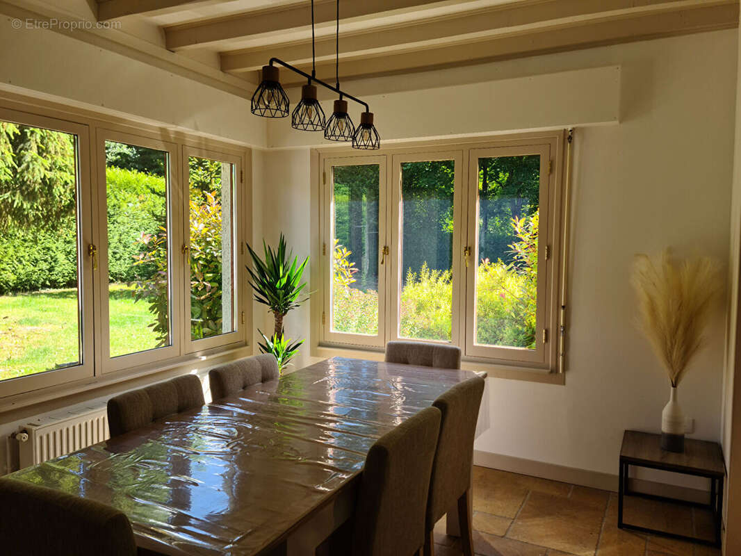 Maison à CORMEILLES