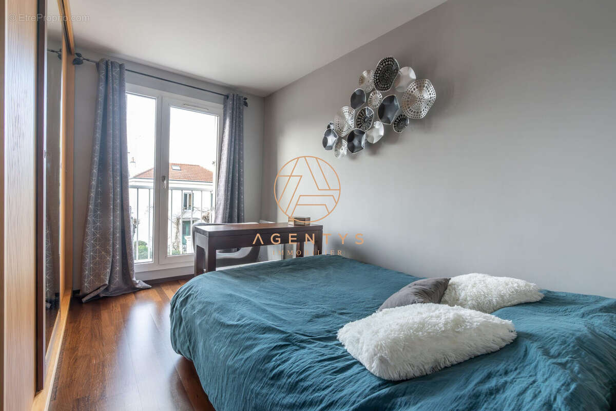 Appartement à LE PERREUX-SUR-MARNE