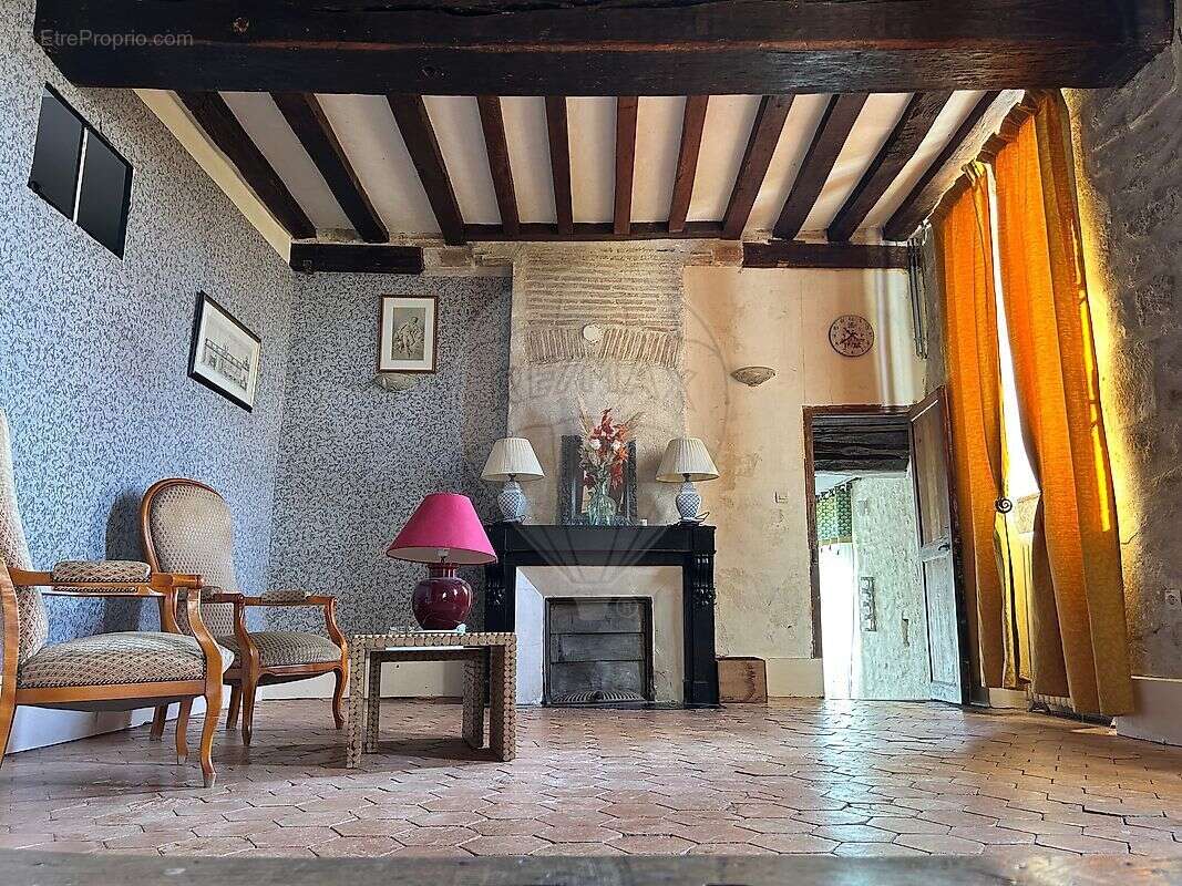 Maison à SAINT-JEAN-AUX-AMOGNES