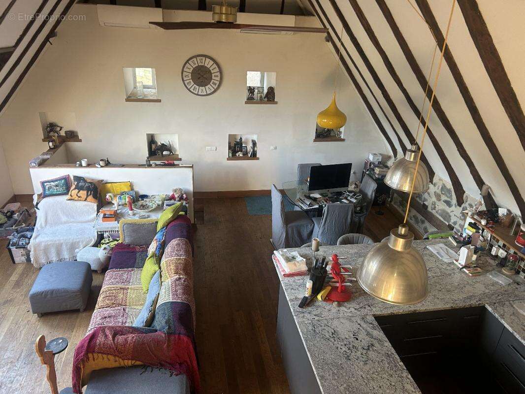 Maison à MUR-DE-BARREZ