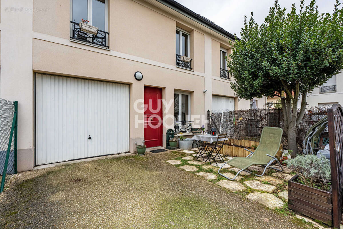 Maison à GENNEVILLIERS