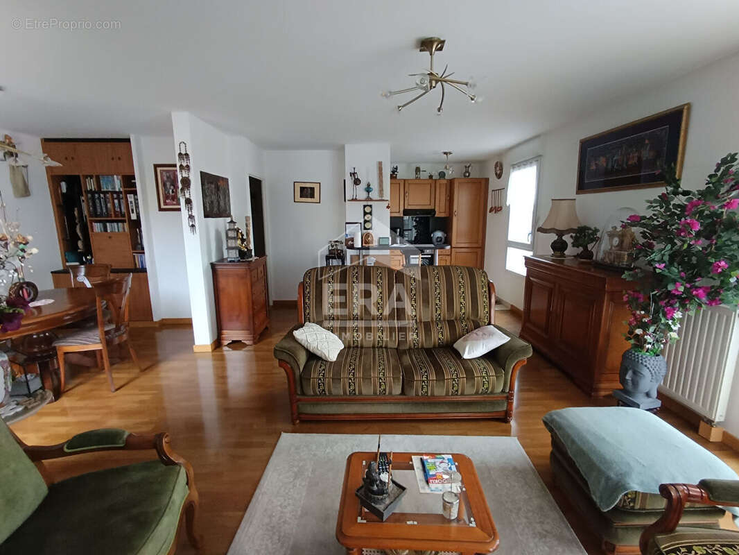 Appartement à ELANCOURT