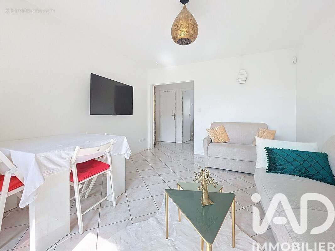 Photo 4 - Appartement à LES PAVILLONS-SOUS-BOIS