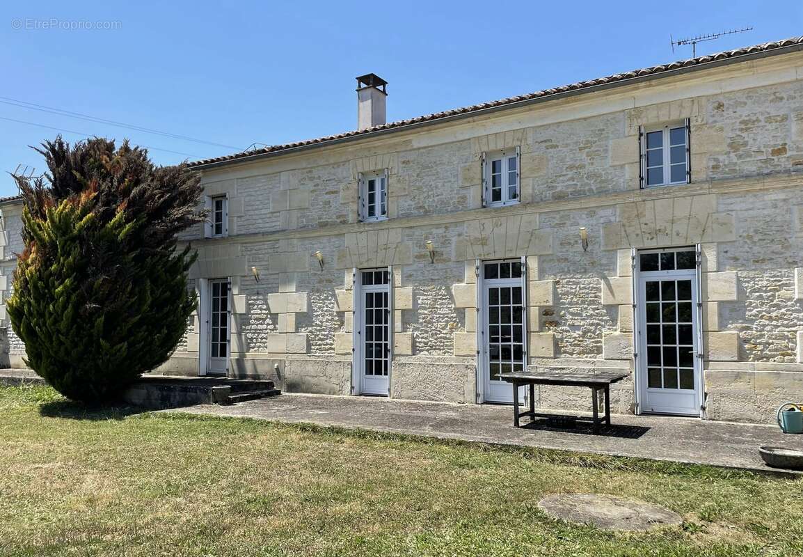 Grande maison Charentaise de 4 chambres - photo 20