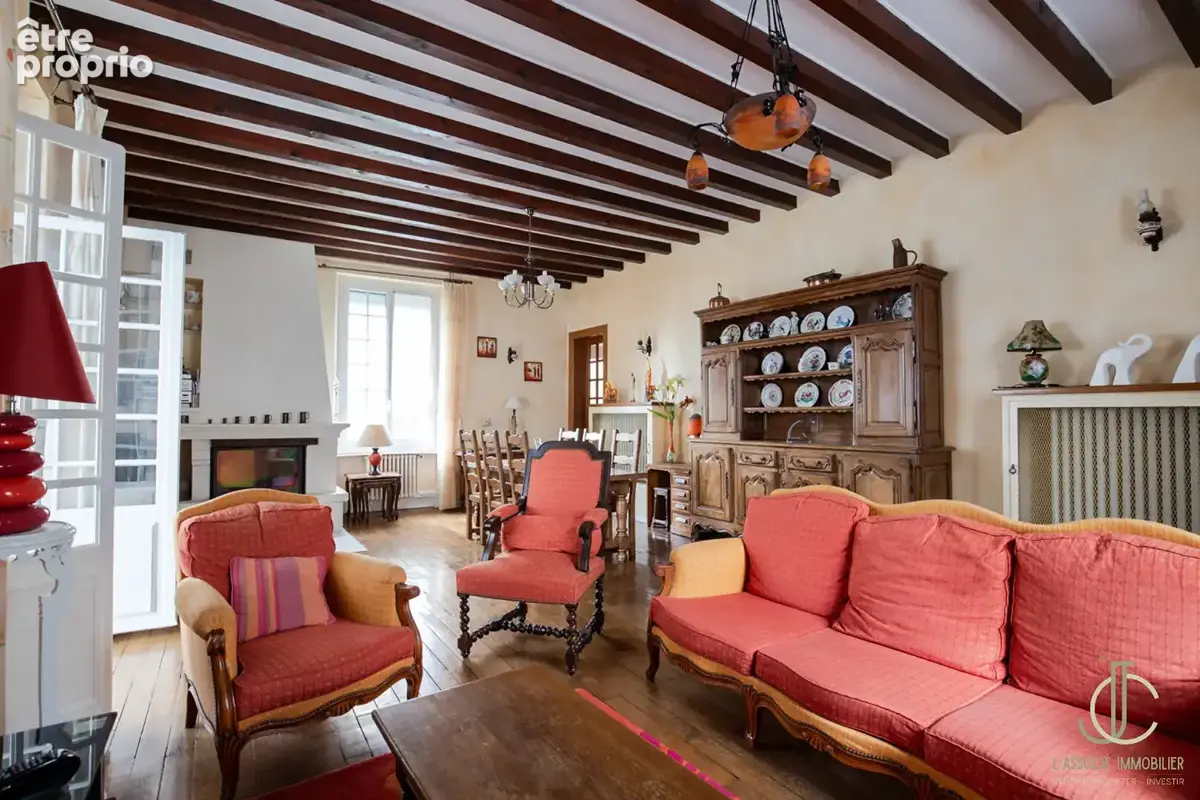 VITTEL VILLA / 5 chambres / 172m2 / Jardin et garage - photo 6