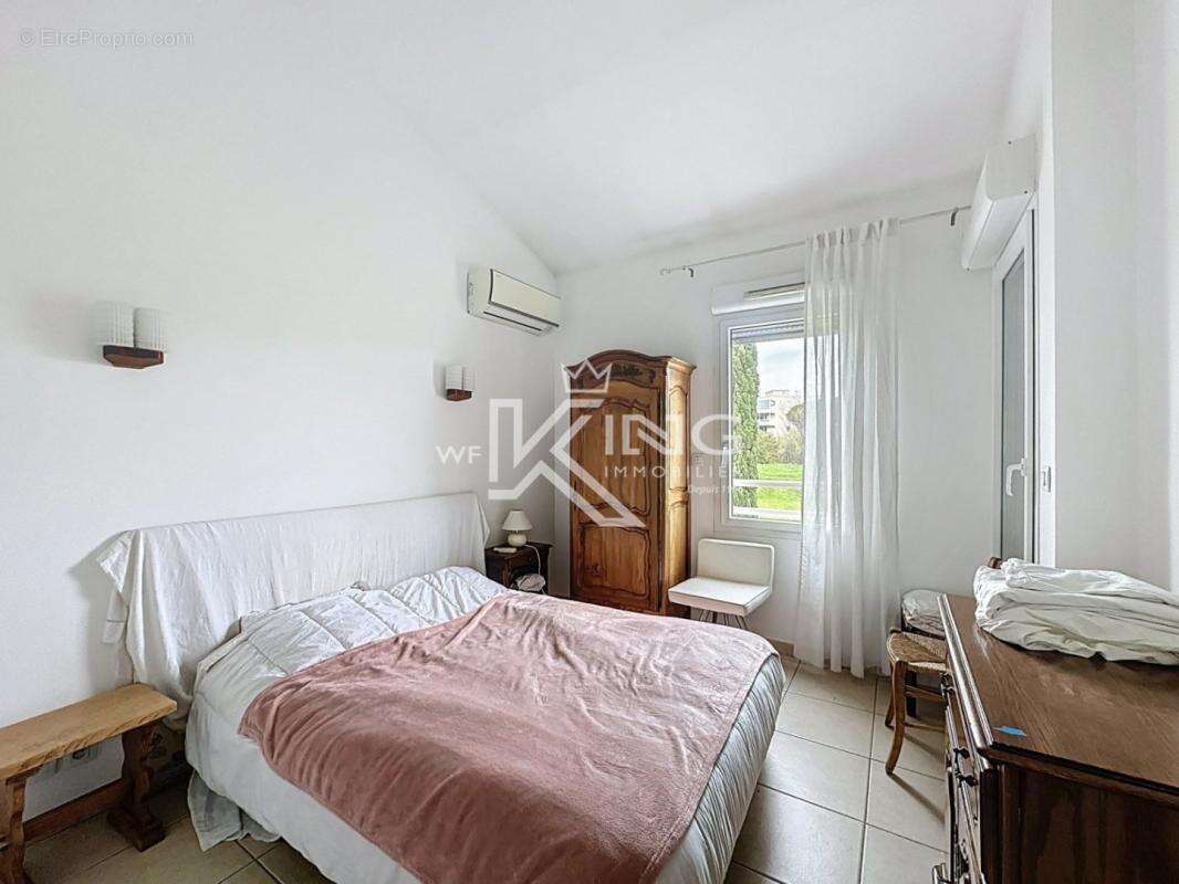 Appartement à FREJUS