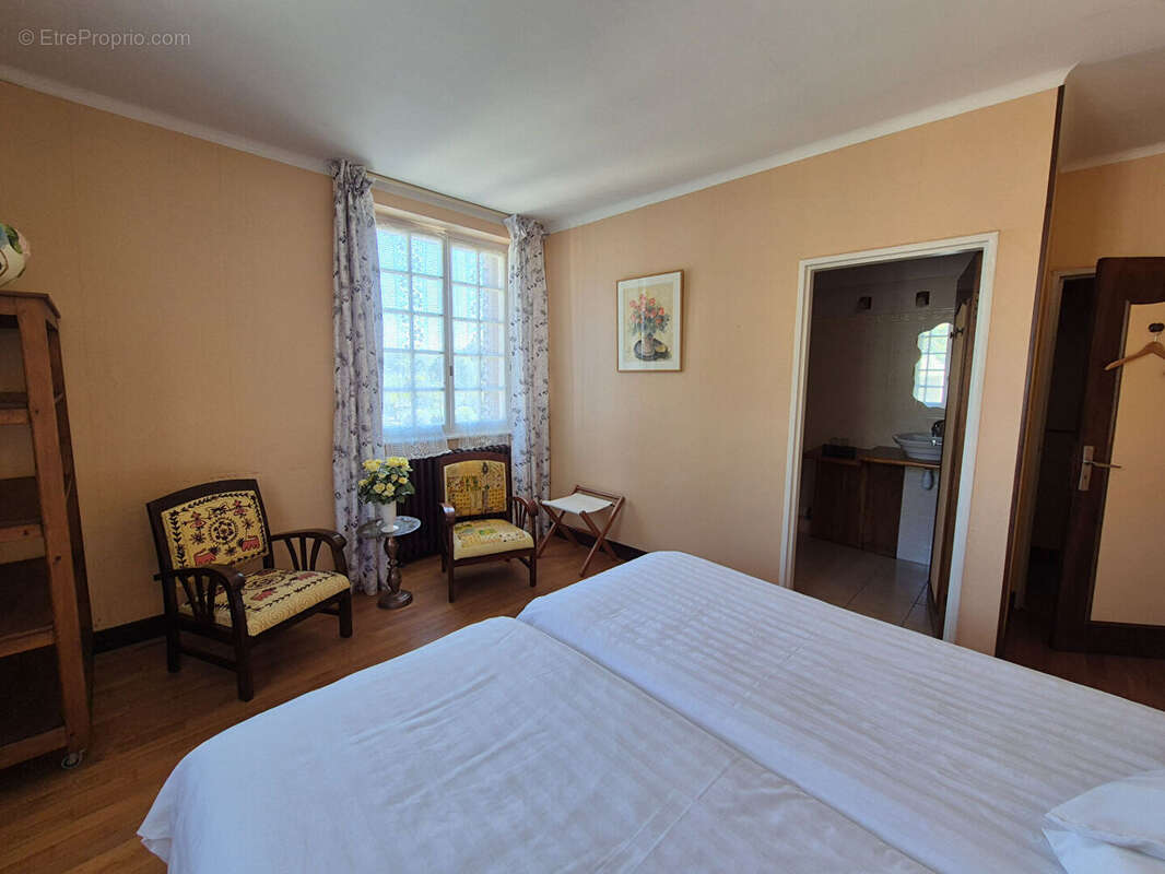 Appartement à SAINT-CIRGUES-LA-LOUTRE