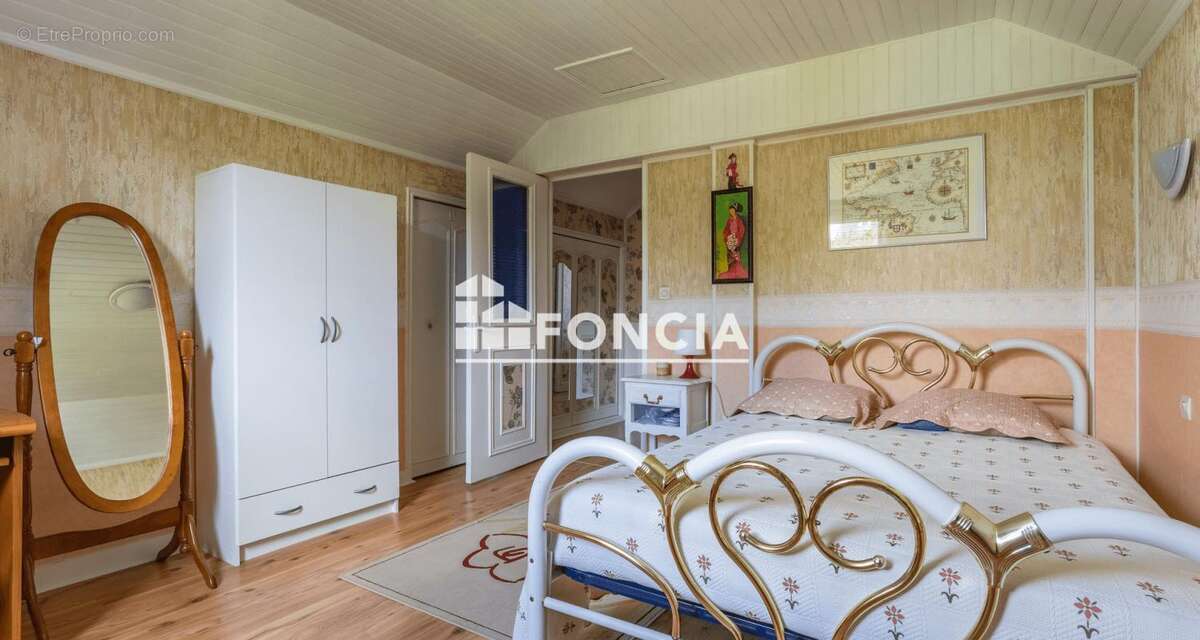 Maison à SAVIGNY-SUR-ORGE