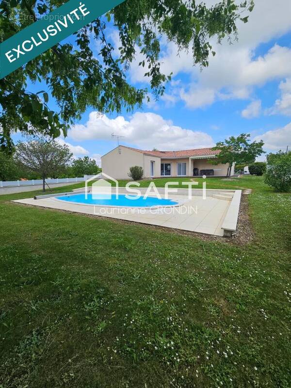 Photo 1 - Maison à ASNIERES-LA-GIRAUD