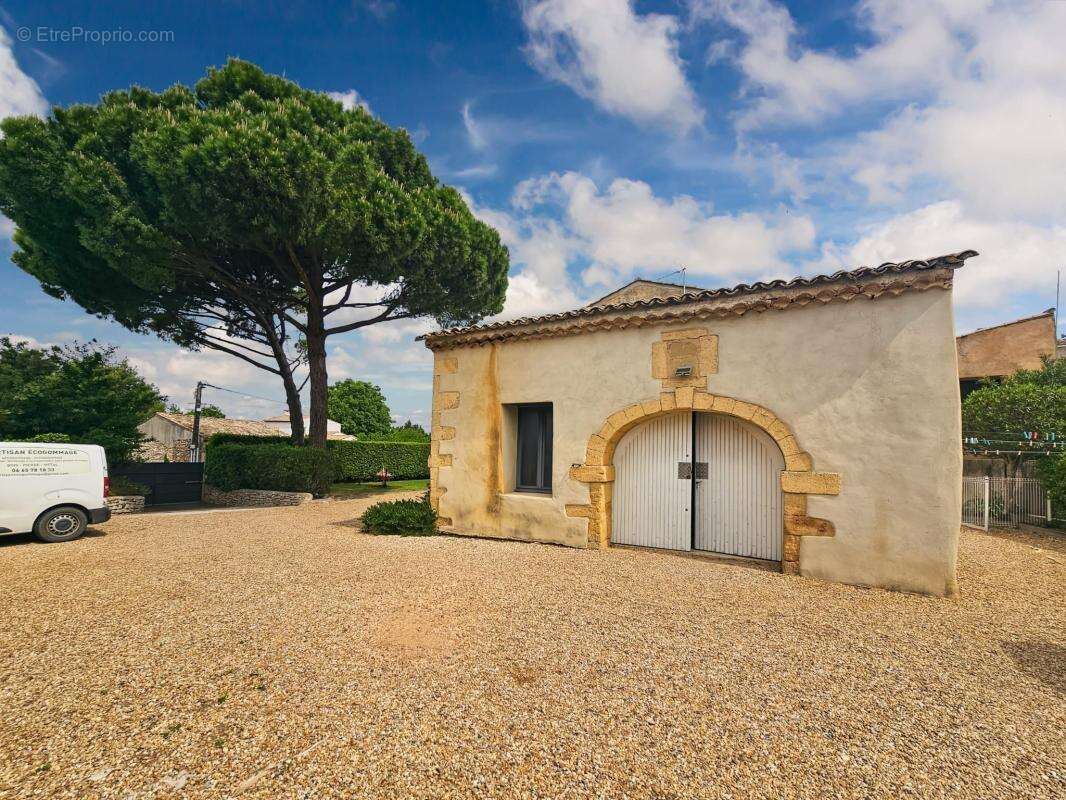 Maison à UZES