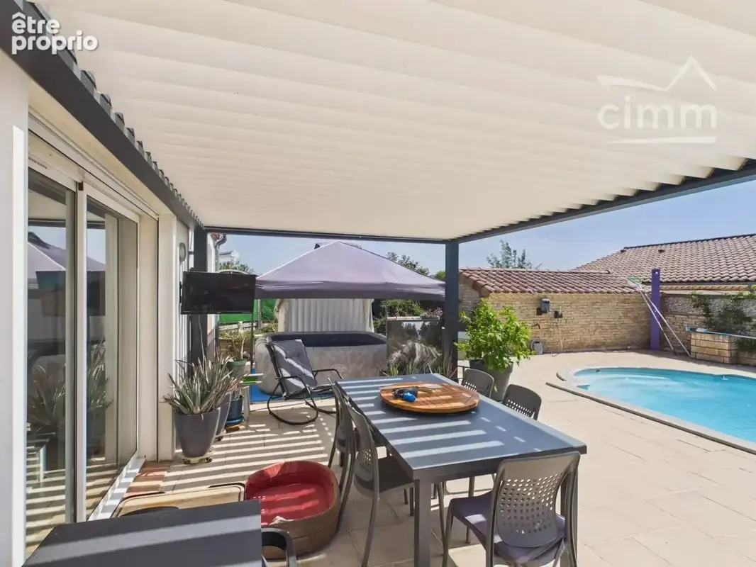 Villa 4CH de plain pied avec piscine et jacuzzi - Lagorce, Ardèche - photo 4