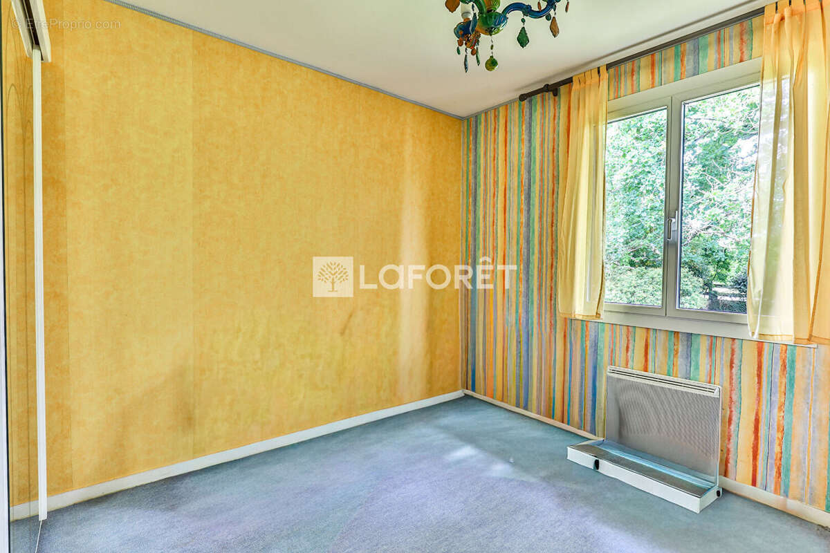 Le charme d'un grand jardin, le potentiel d'une maison à réinventer - photo 6