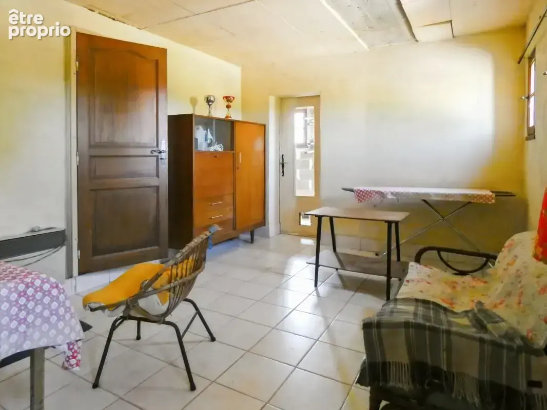 Investissement en nue-propriété 99m2 et 70m2 d'ateliers et garage, terrain 2552m2 - photo 15