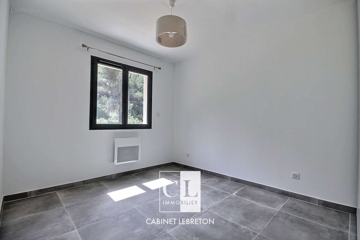 Maison à LA PENNE-SUR-HUVEAUNE