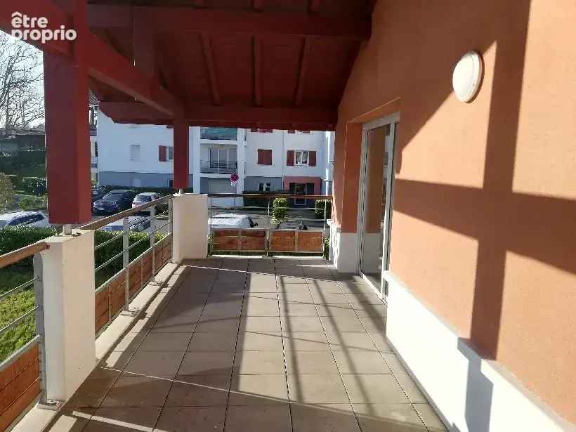 EXCLUSIVITE - Mouguerre - Dernier étage, terrasse de 20 m2 & superbe vue montagne - photo 4