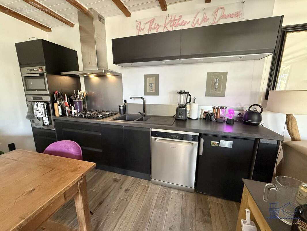 Maison 90 m² à Chenac-Saint-Seurin-D'uzet  - photo 6