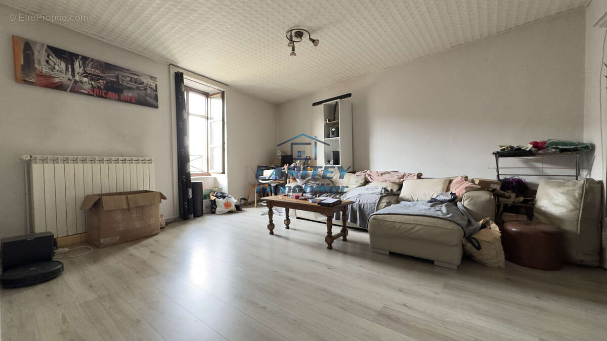Appartement à ROUGEMONT